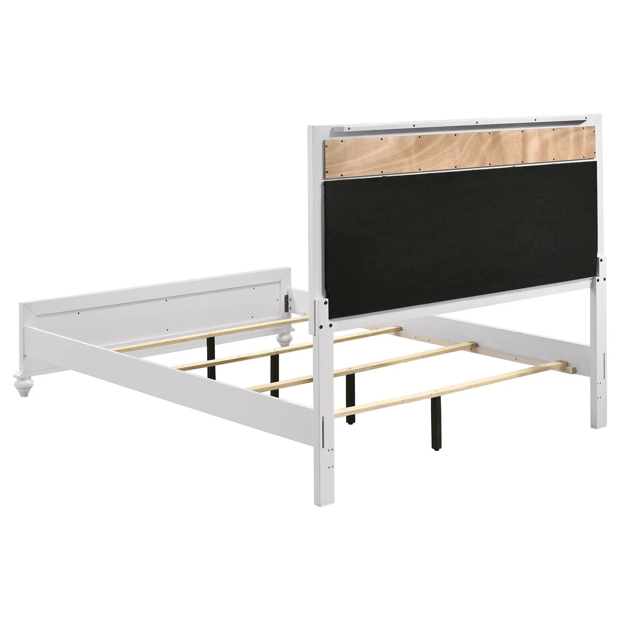 Barzini 4-piece Queen Bedroom Set White by Unique Piece Furniture