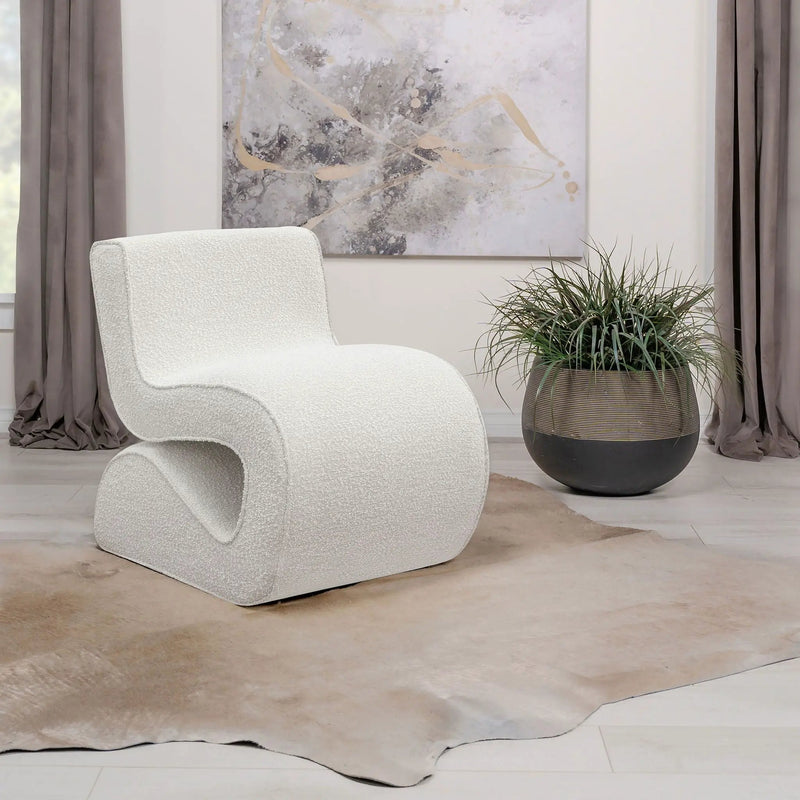 Austin - Armless Curved Chair by HouseOfZazla