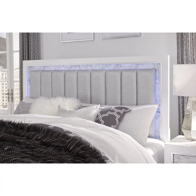 Skye - Bed Elegant Design by Unique Piece Furniture