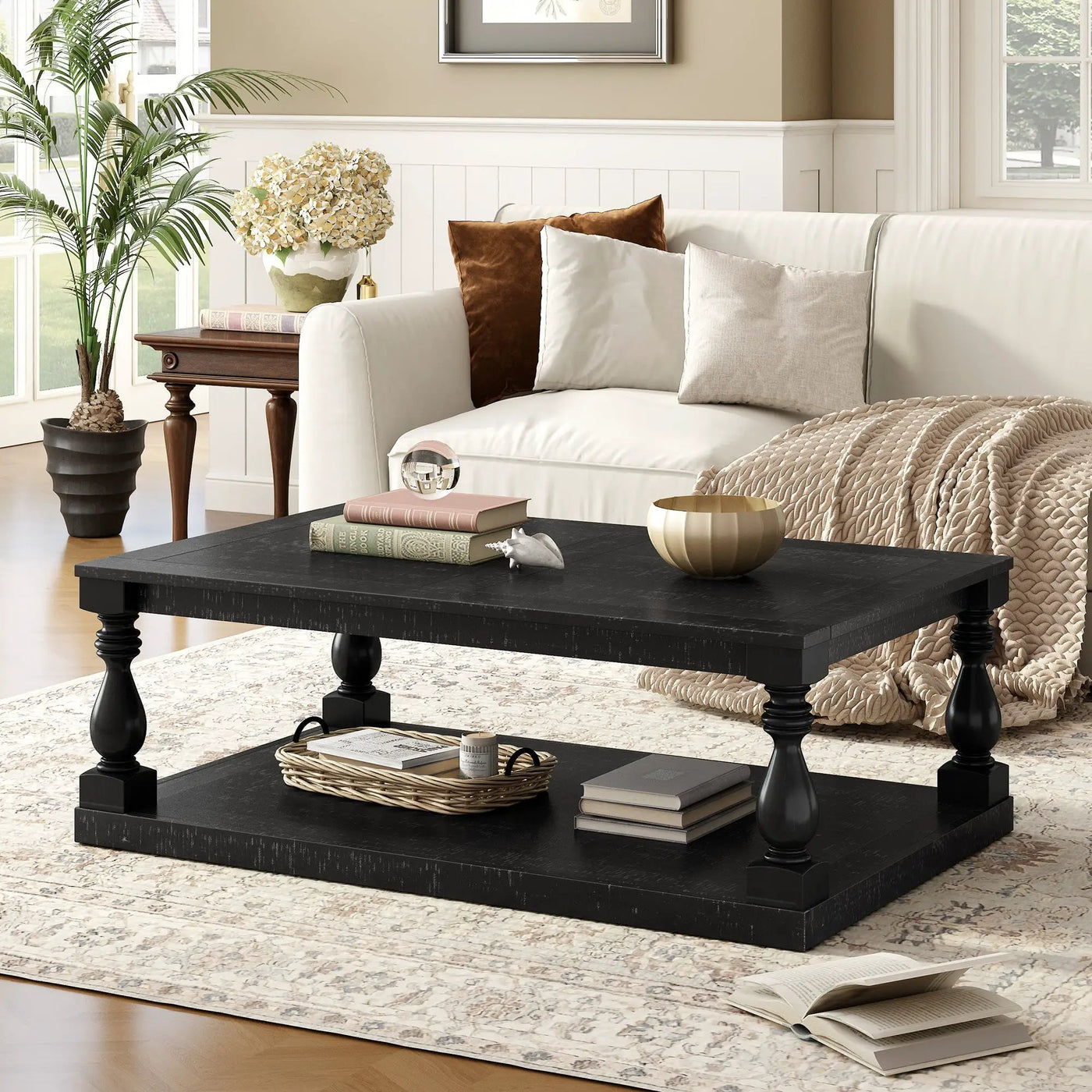U_STYLE Vintage Coffee Table by HouseOfZazla