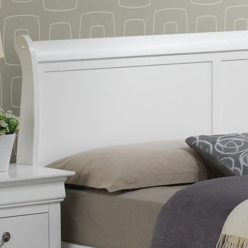 Upholstered Panel Sleigh Bed Design by HouseOfZazla