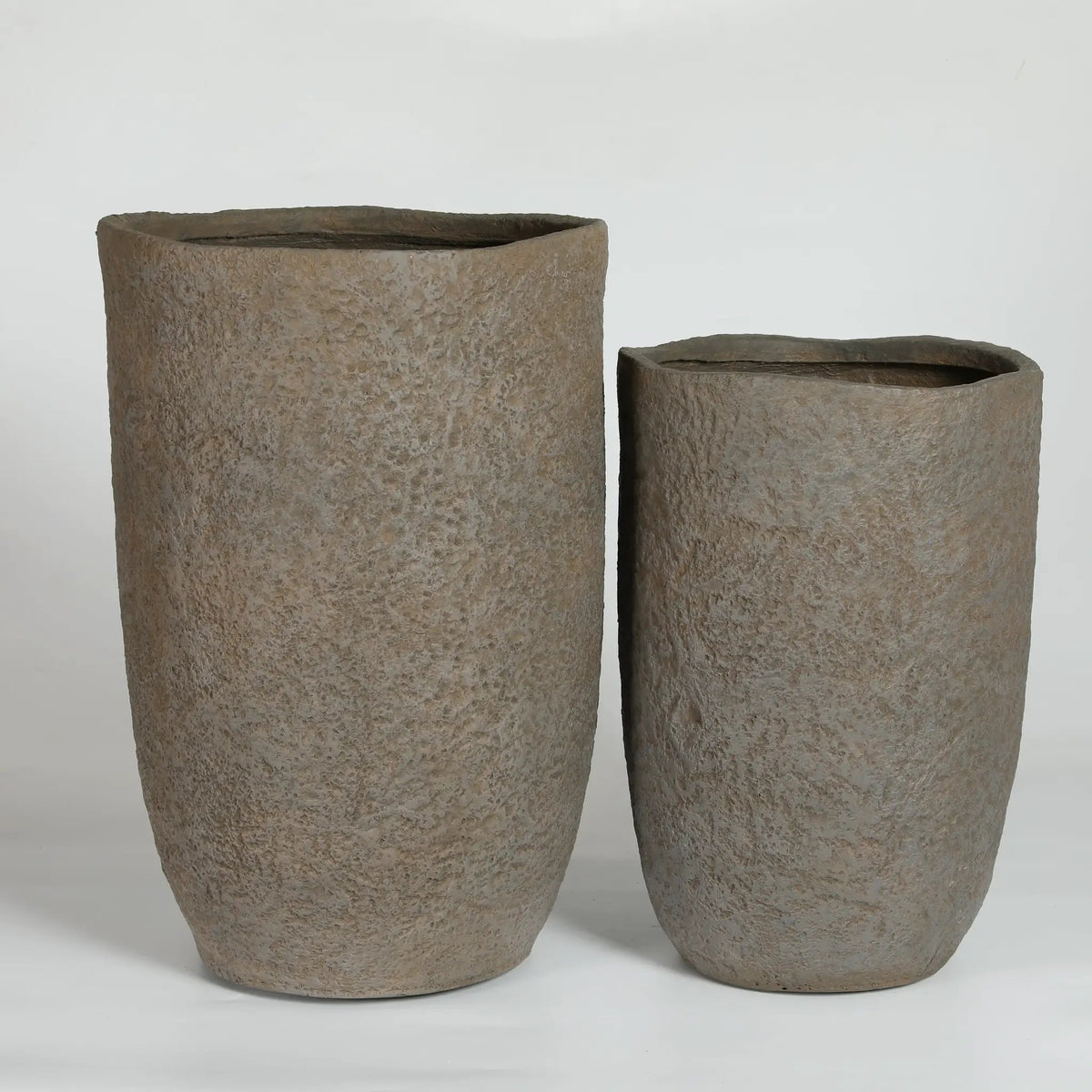 Round Concrete Planter Set of 2 by HouseOfZazla