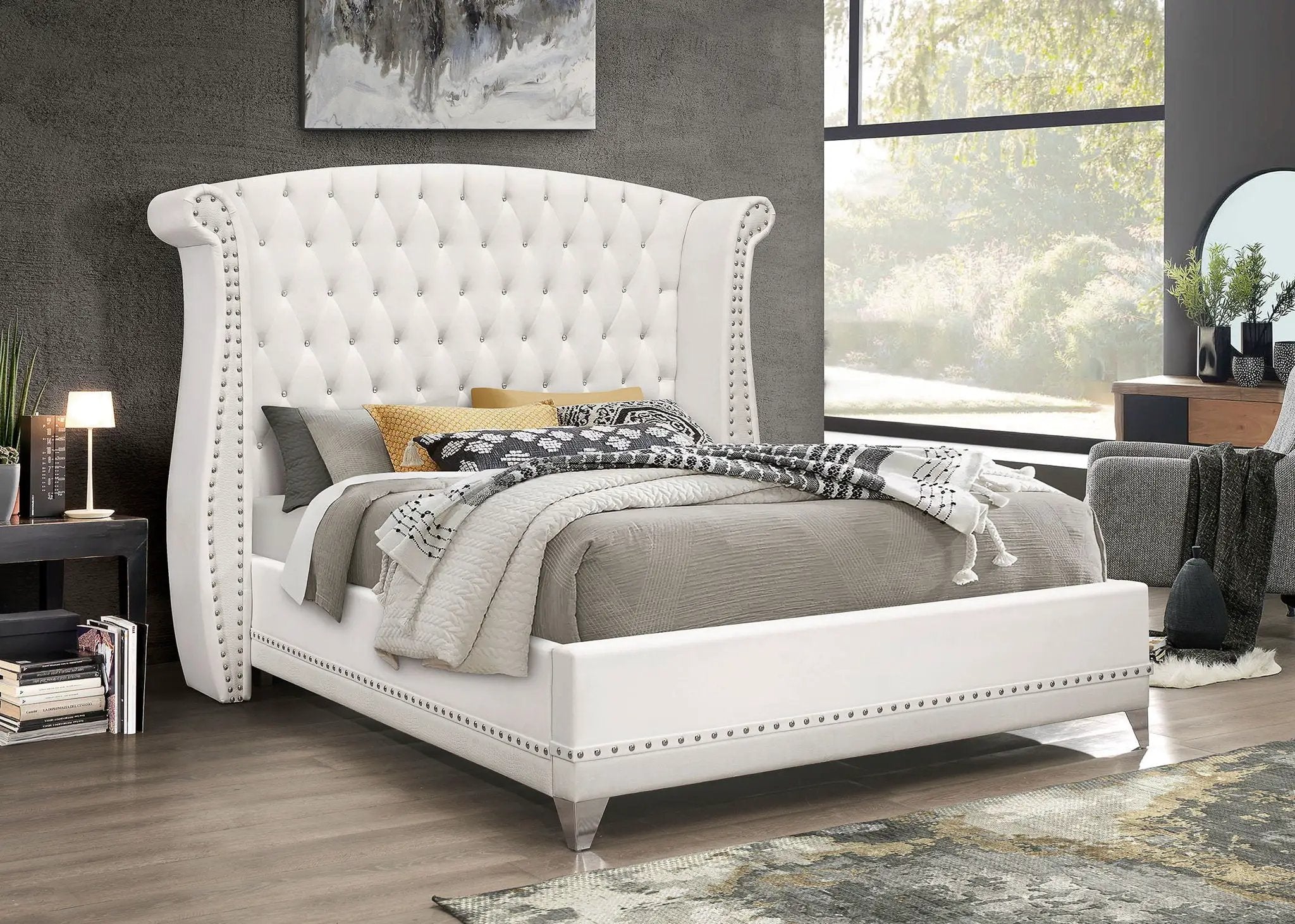 Barzini Upholstered Queen Wingback Bed White by Unique Piece Furniture