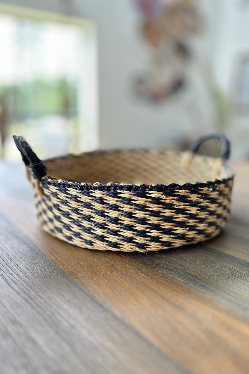 Handled Tray - Natural and Black Checkered, photo 2 of 3
