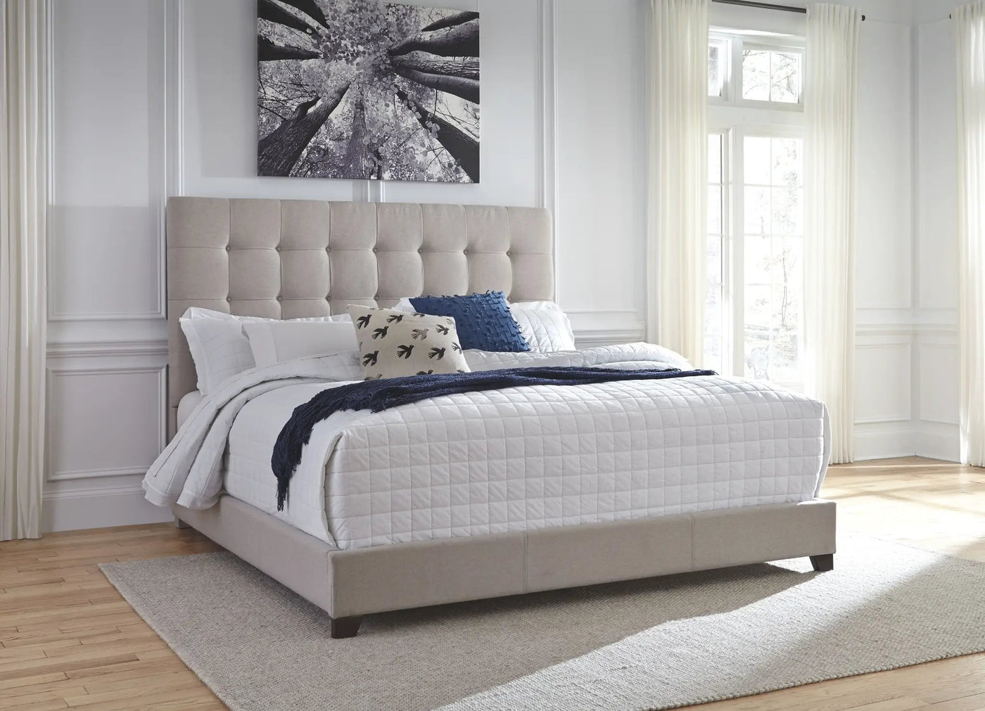 Dolante - Upholstered Bed by Unique Piece Furniture