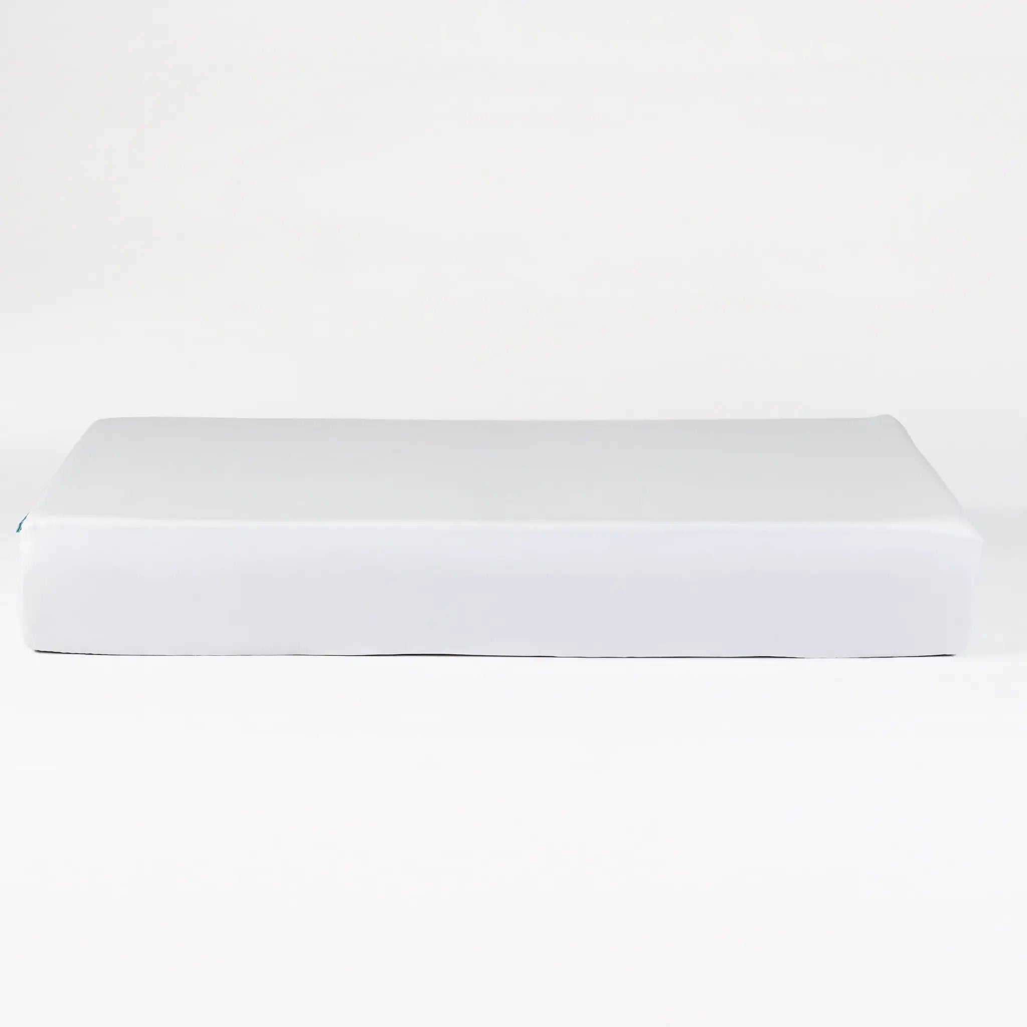 OkiOki Mattress Protector Queen by HouseOfZazla