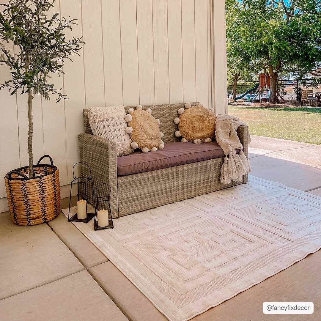 Yves Cream Outdoor Rug - Clearance by Boutique Rugs