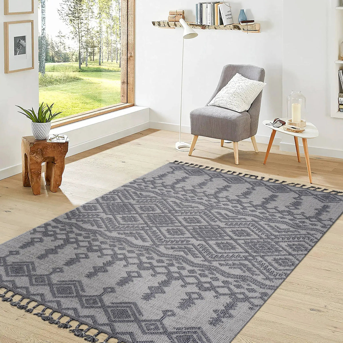Guros Collection 7.9X10 Rug by HouseOfZazla