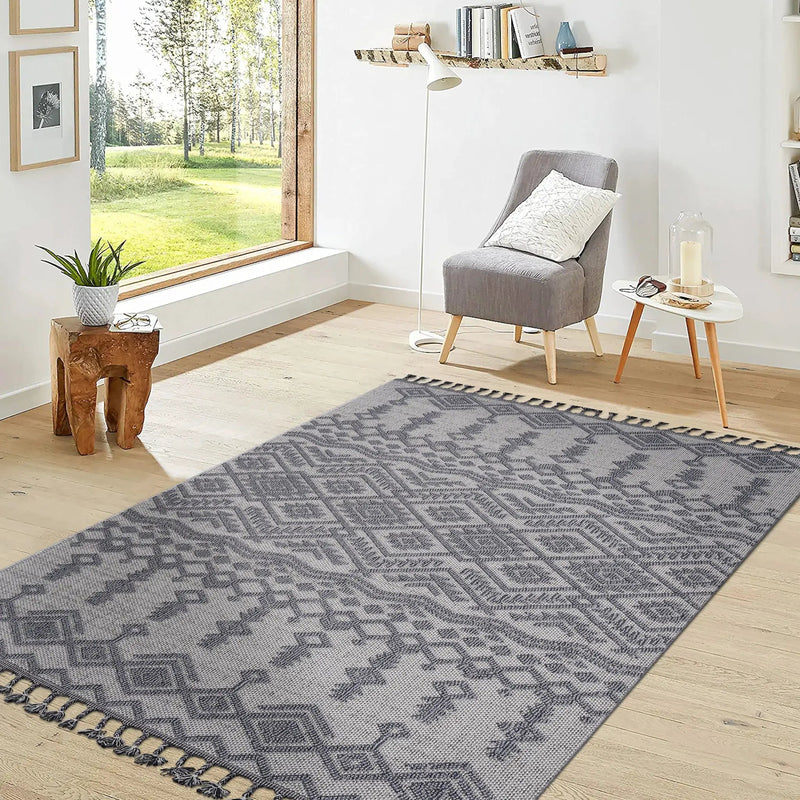 Guros Collection 7.9X10 Rug by HouseOfZazla