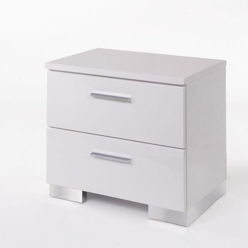 Lorimar - Nightstand - White by HouseOfZazla