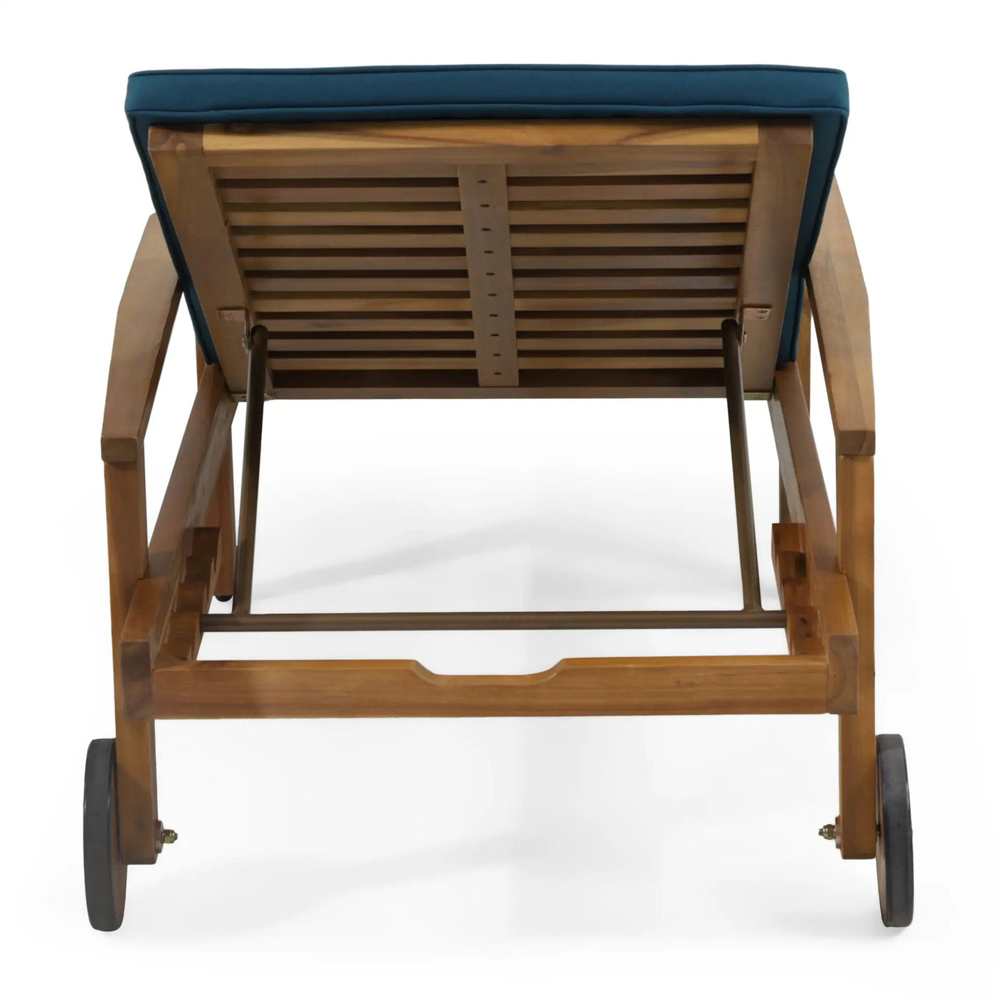 Jason Chaise Lounge by HouseOfZazla