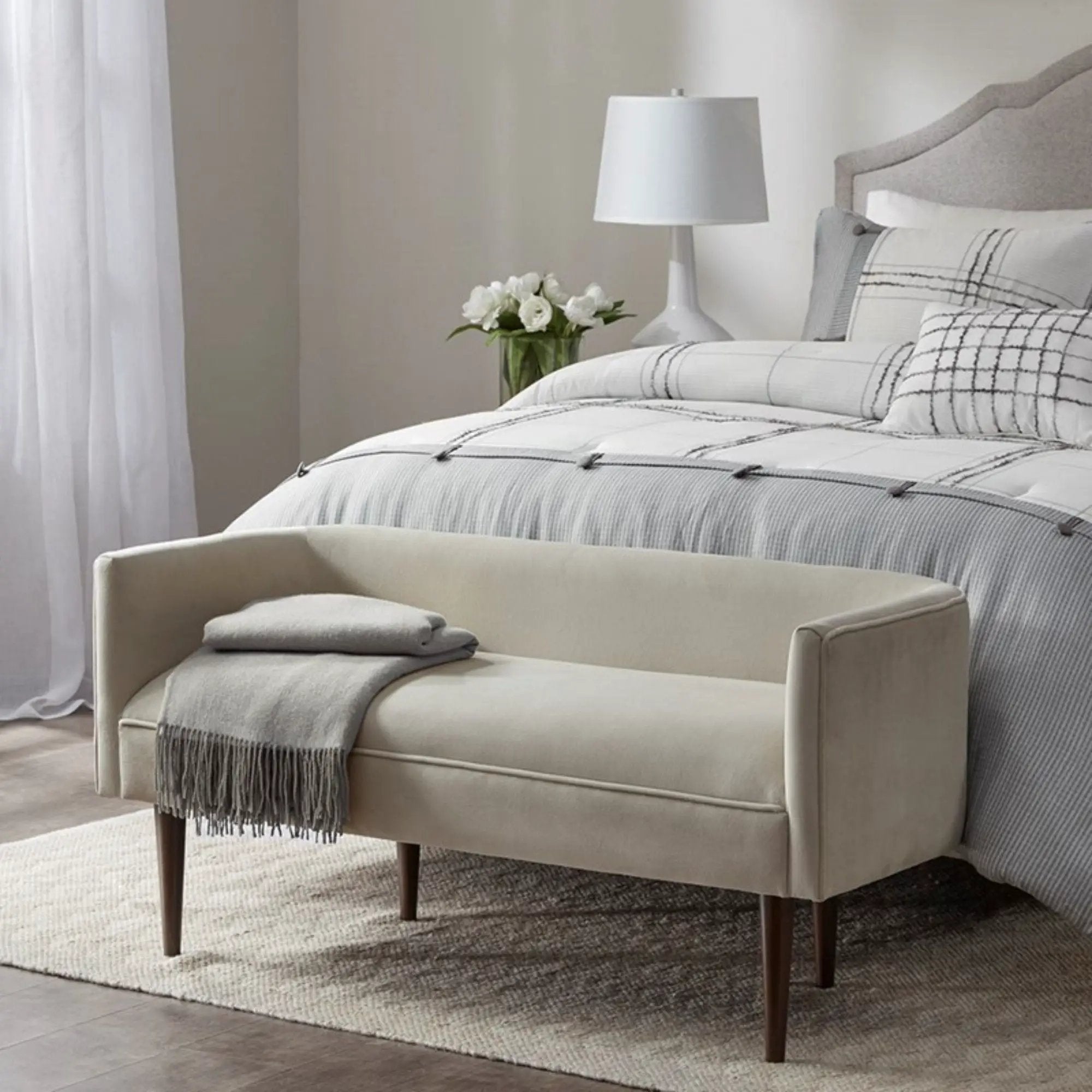 Farrah - Accent Bench With Low Back & Sides - Cream by Unique Piece Furniture