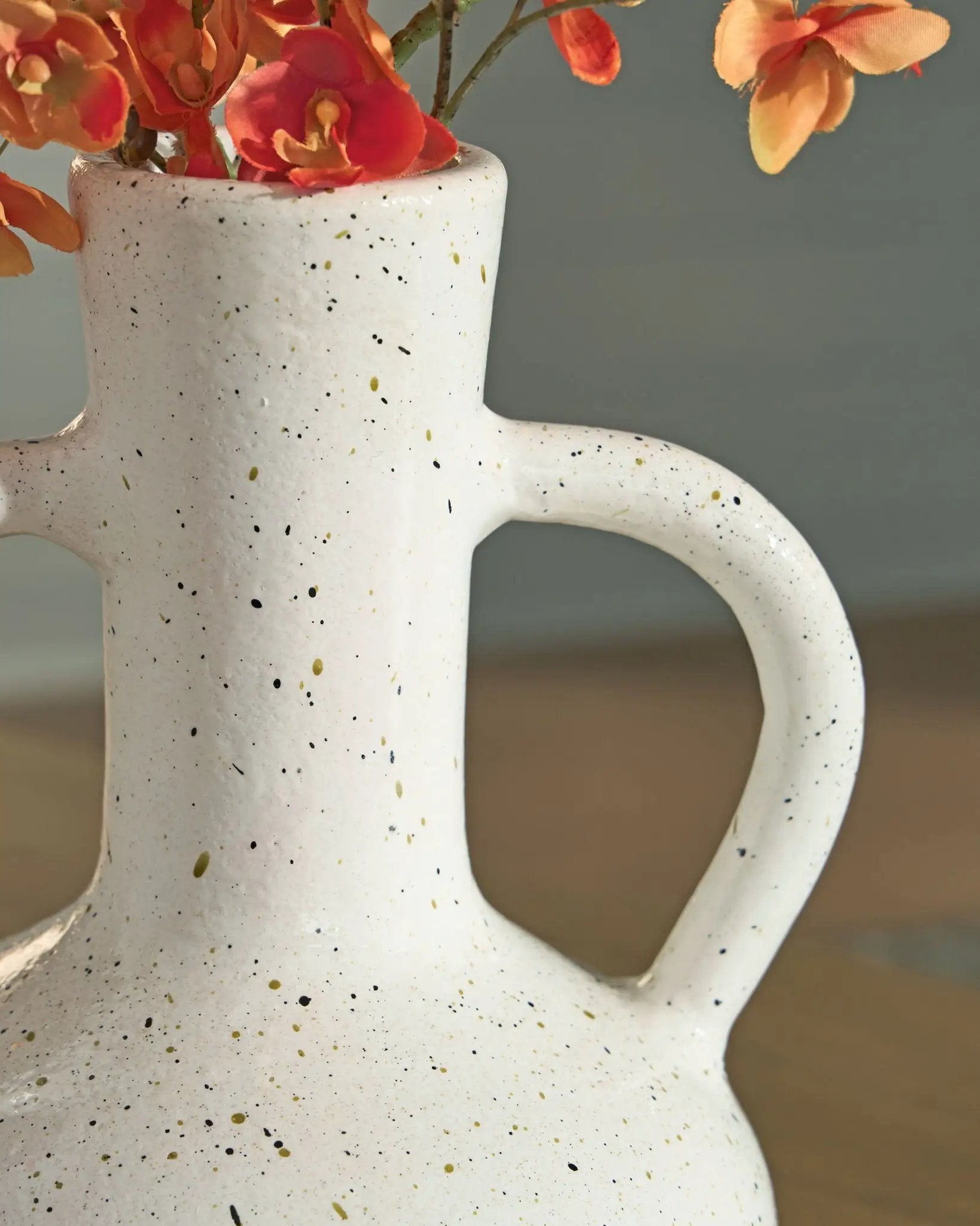 Dallinworth - Vase by Unique Piece Furniture