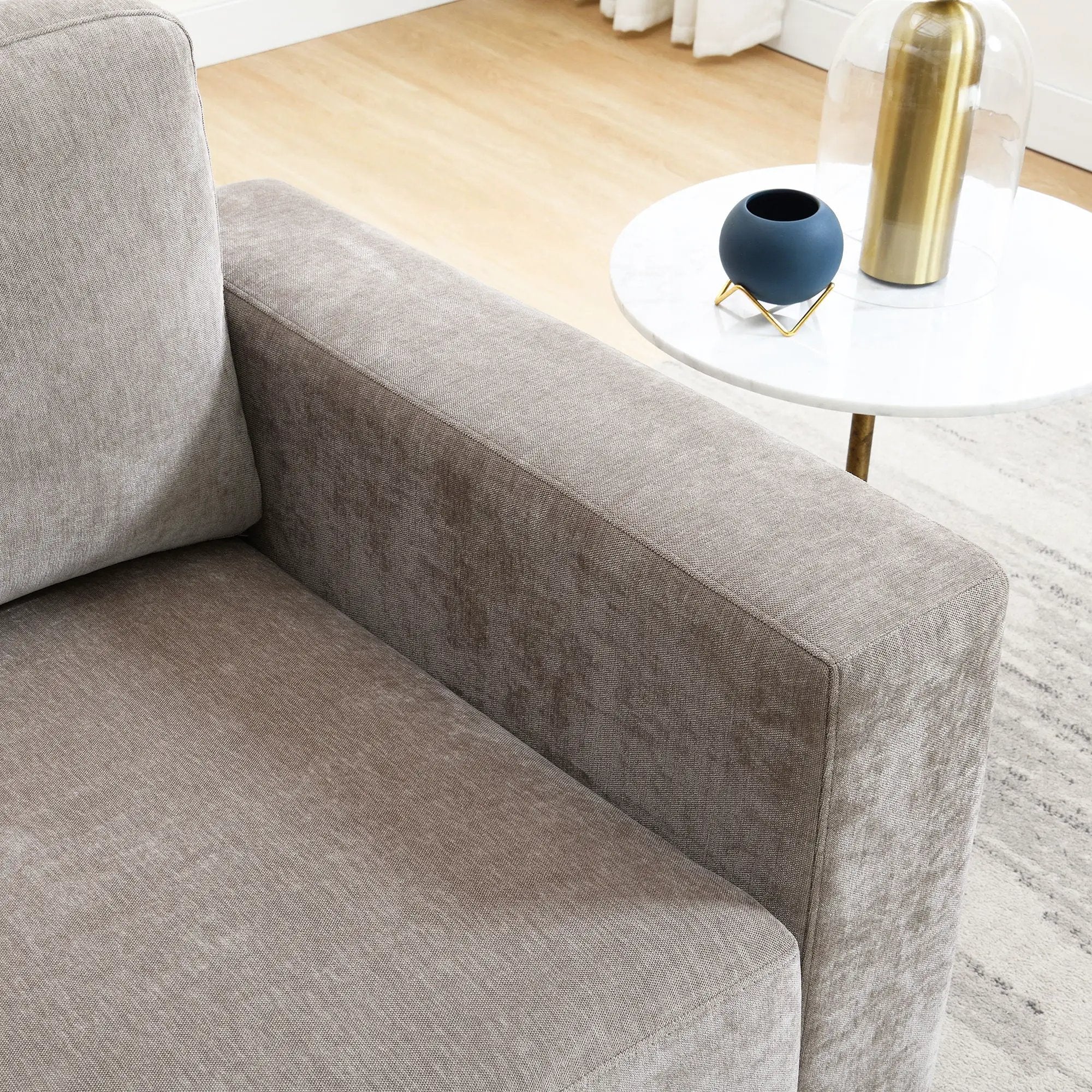 Oversized Accent Chair With Widen Arm For Living Room