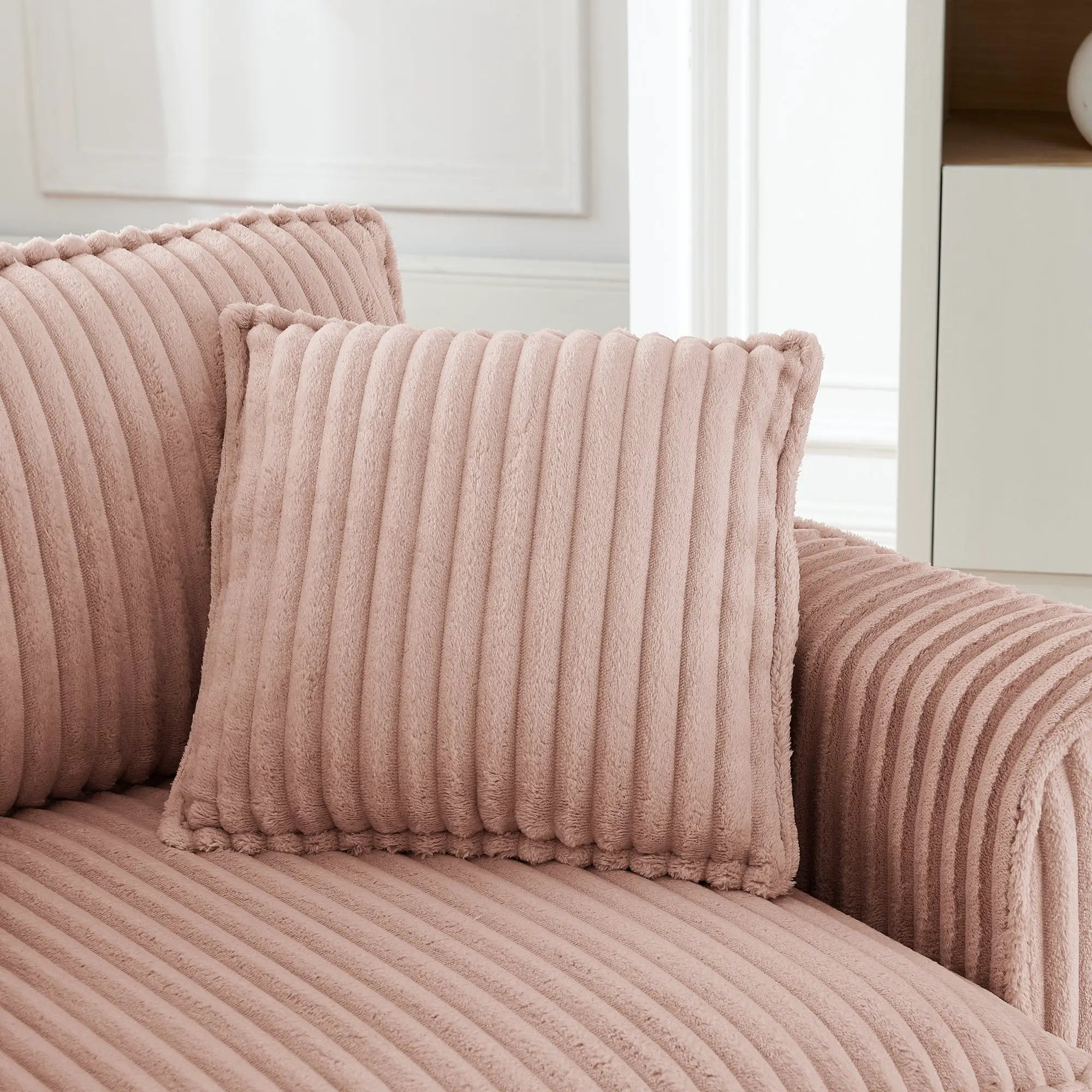 Lazy Sofa Chair by HouseOfZazla