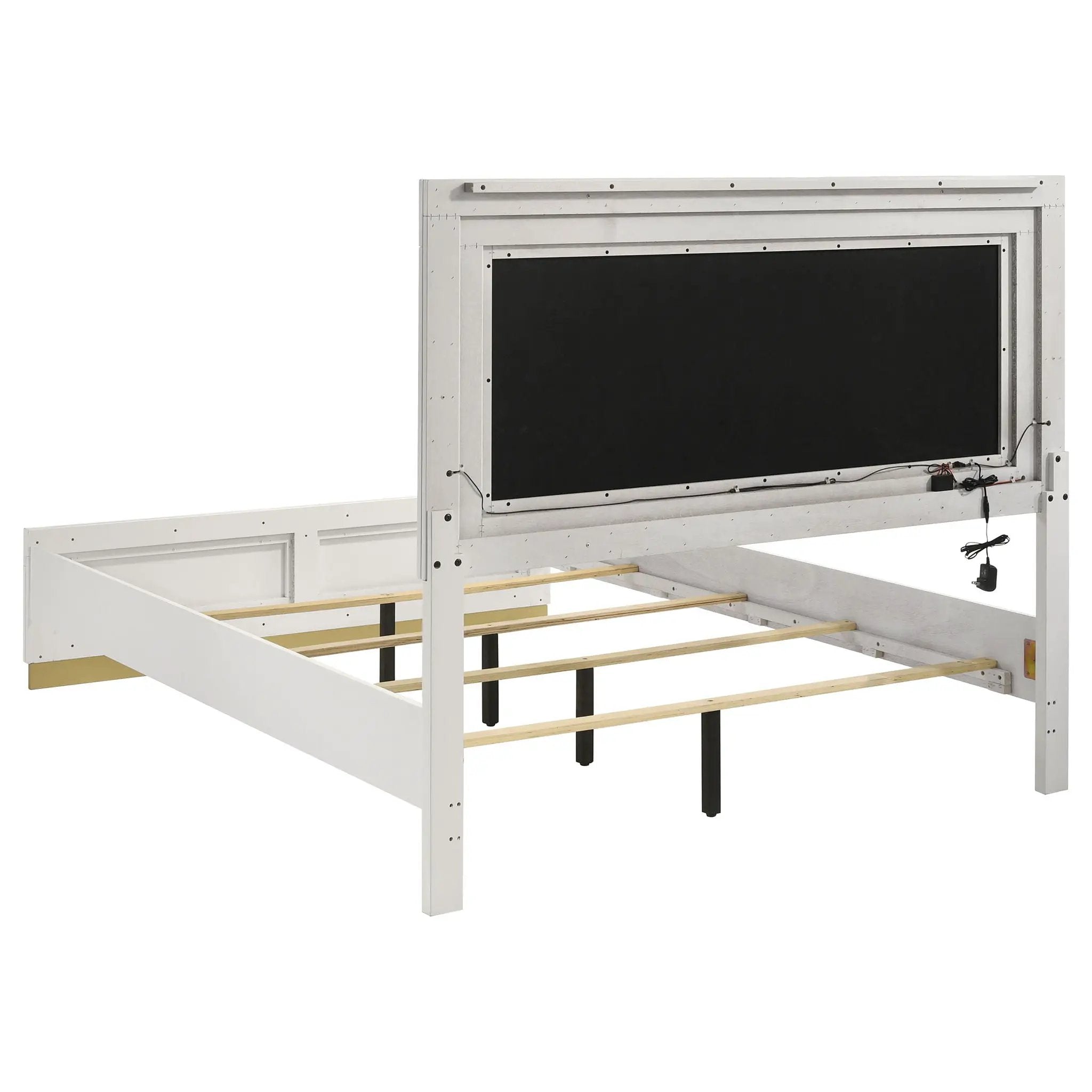 Caraway 4-piece California King Bedroom Set White by Unique Piece Furniture