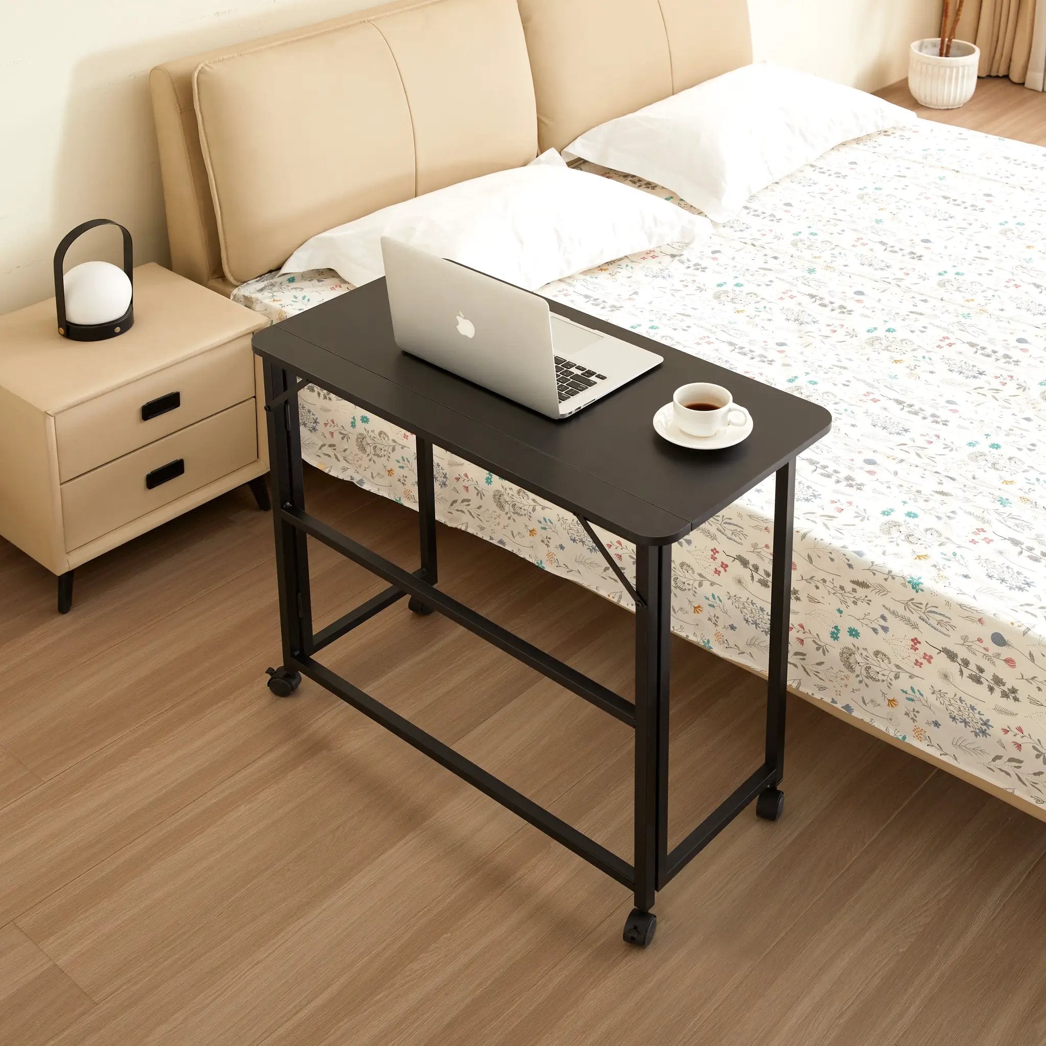 Folding Desk for Small Spaces by HouseOfZazla