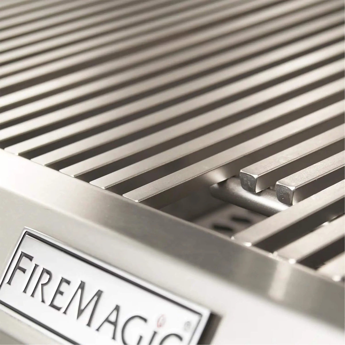 Fire Magic Choice 36-Inch Multi-User Built-In Grill With Analog Thermometer [CM650I-RT1N/P] (SAK15978) by SAKSBY WHOLESALE