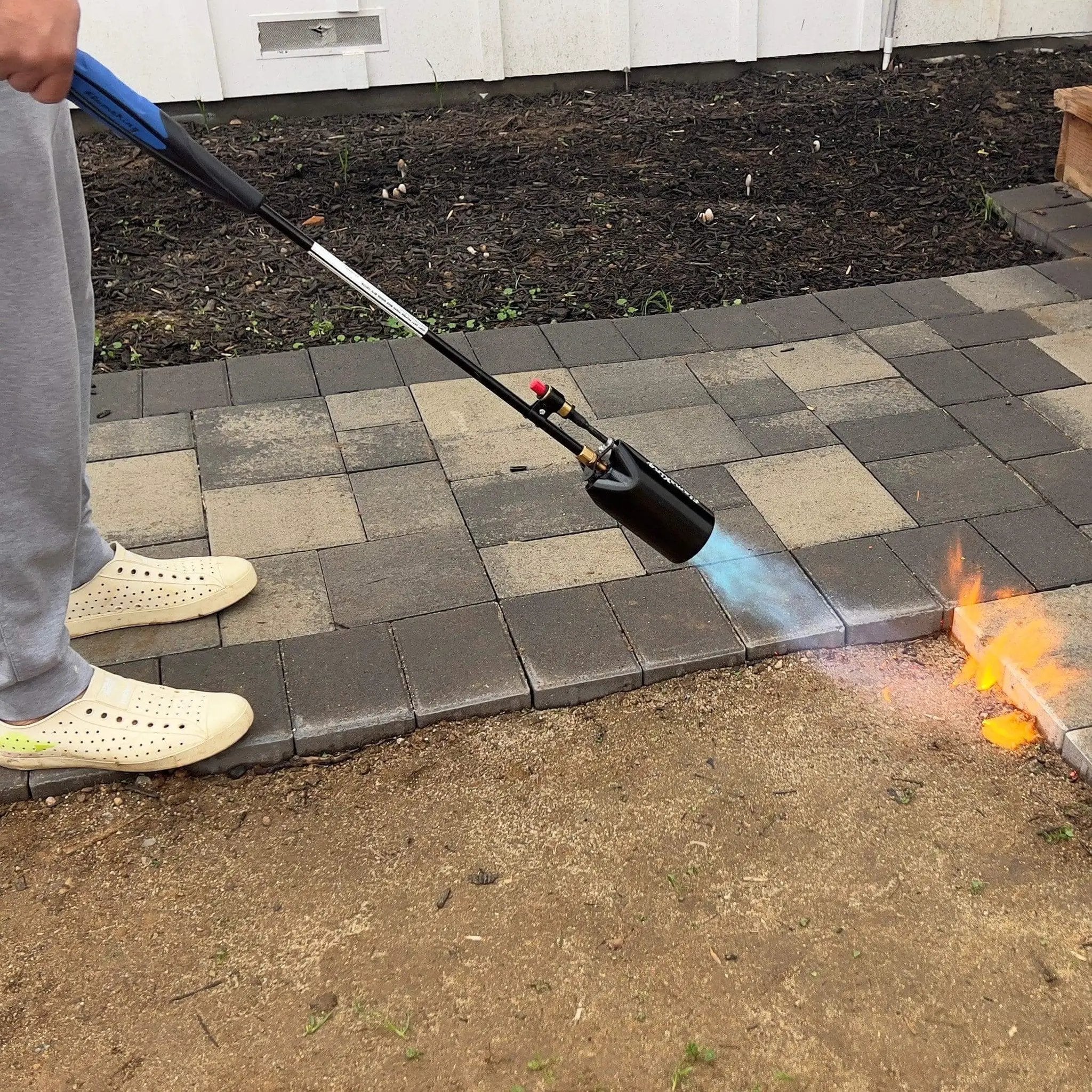 Flame King Heavy Duty Propane Torch Weed Burner 500,000 BTU with Push Button Piezo Ignitor by Flame King Products