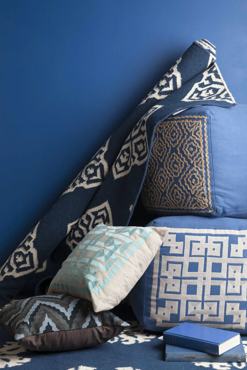 Lightfoot Area Rug - Clearance by Boutique Rugs