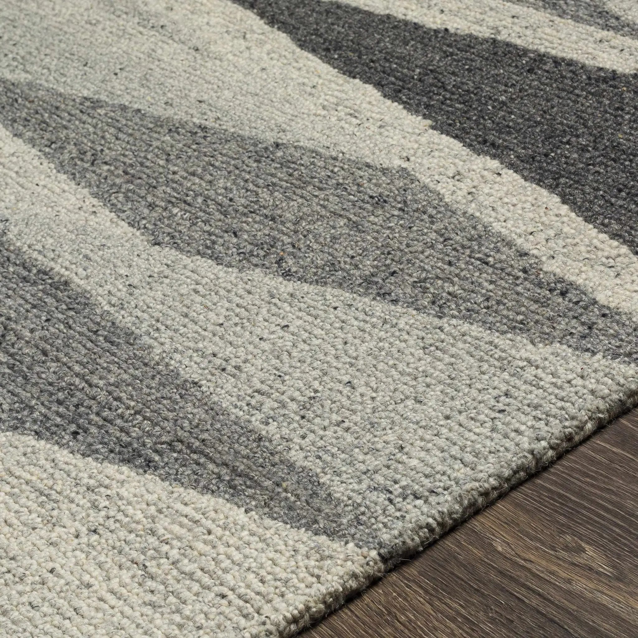 Garlands Area Rug - Clearance by Boutique Rugs