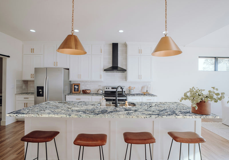 Glacier White Polished Granite Slab Random room scene 2