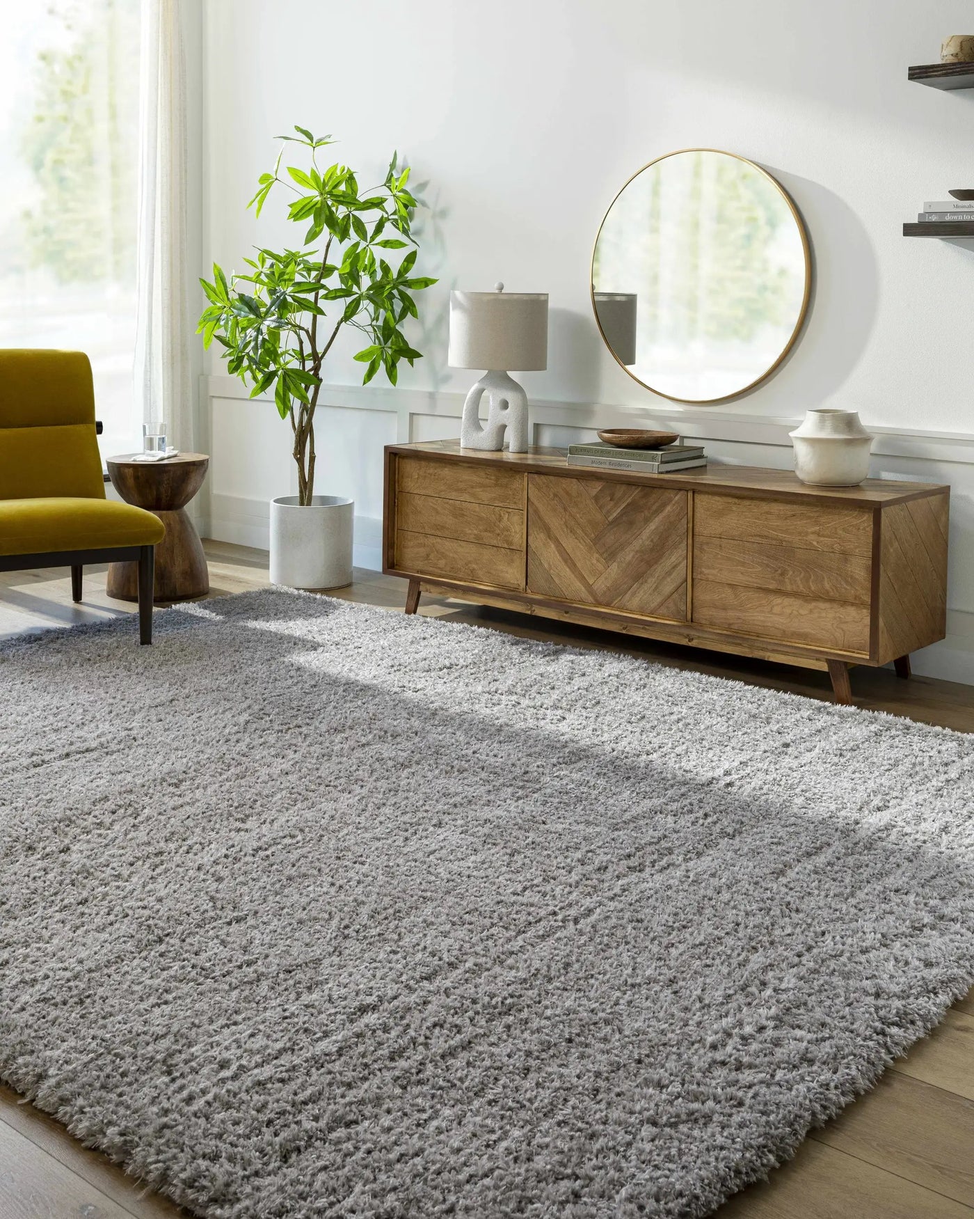 Siari Solid Medium Gray Shag Rug by Boutique Rugs