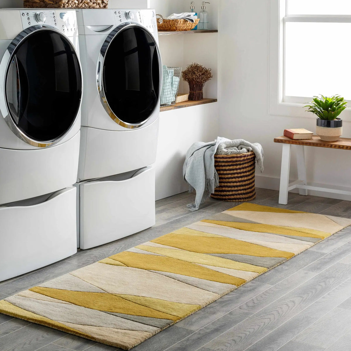 Goodsprings Modern Wool Rug, installed in a room 2