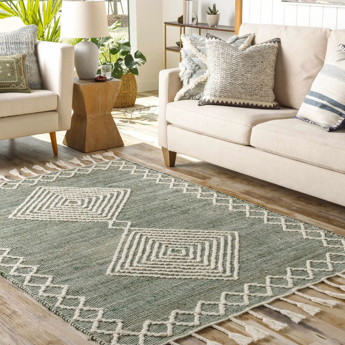 Guiuan Tasseled Jute&Wool Rug - Clearance, installed in a room 2