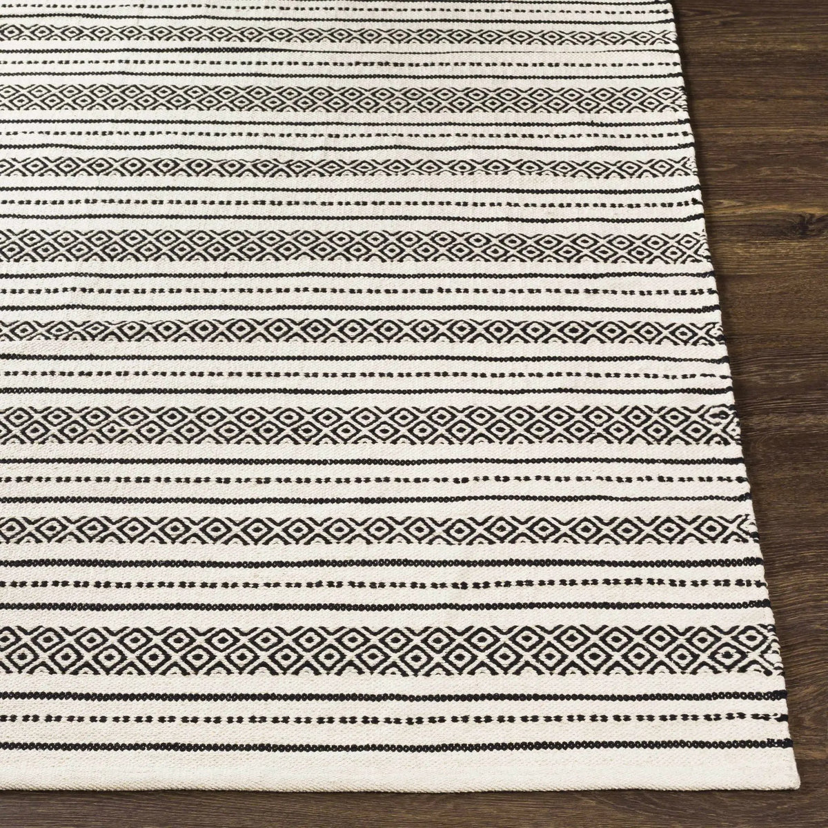 Hagnaya Area Carpet - Clearance, photo 4 of 7