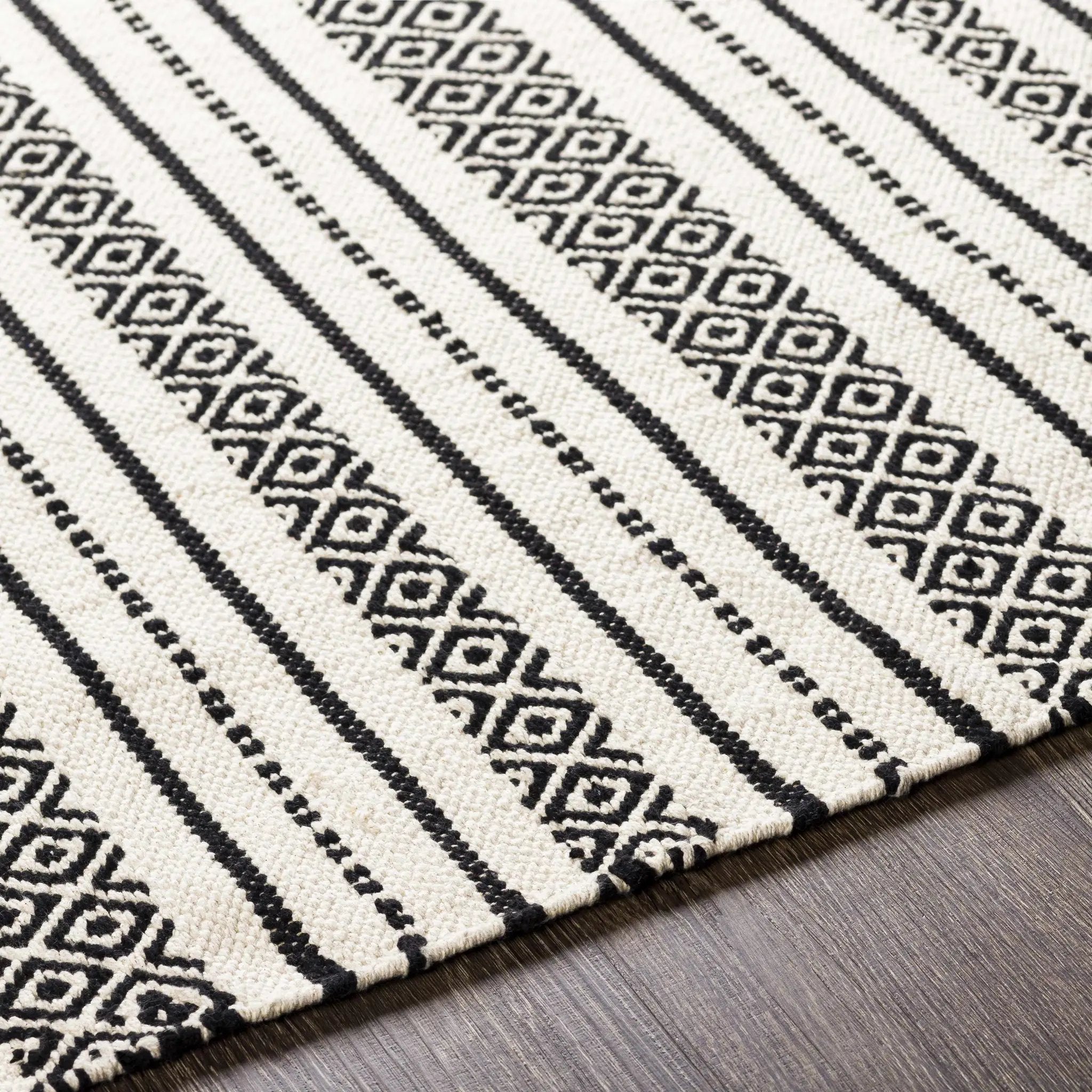 Hagnaya Area Carpet - Clearance by Boutique Rugs