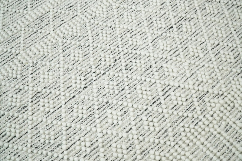 Modern Geometrical White Dhurrie Wool Area Rug by The Rug Decor
