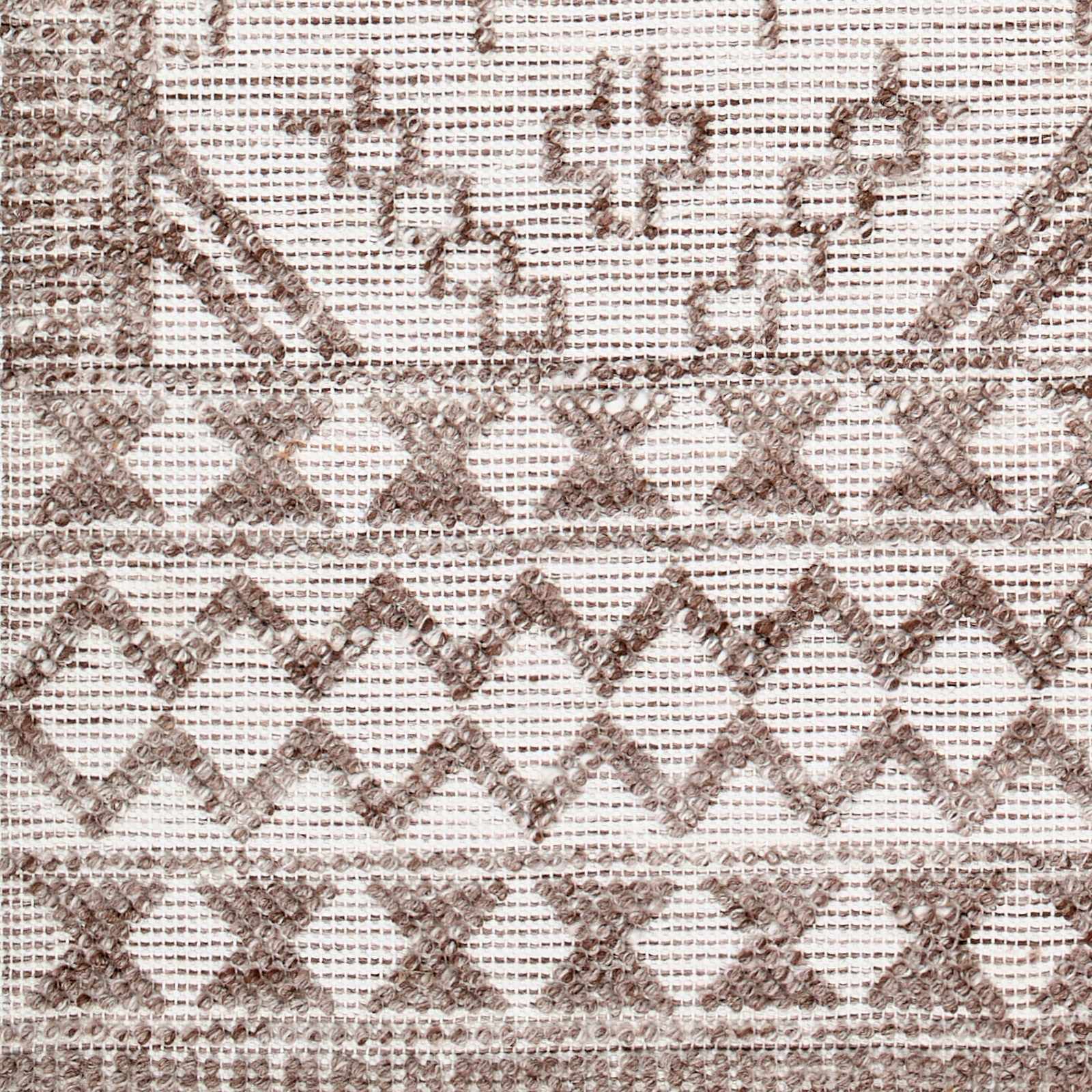 Hanh Area Rug - Clearance by Boutique Rugs