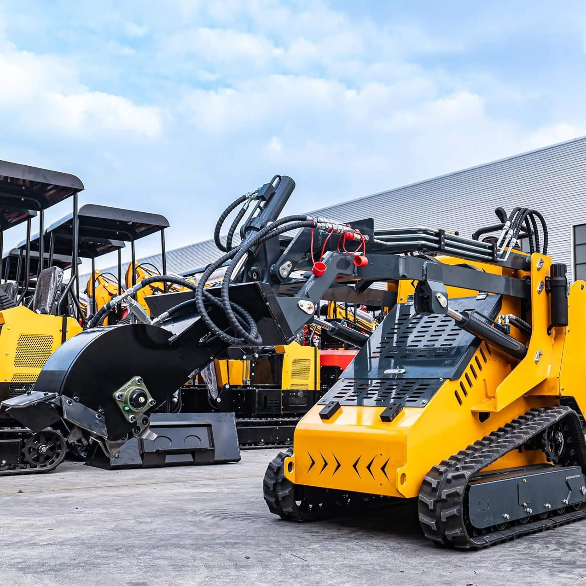 Heavy-Duty Mini Skid Steer Stump Grinder Attachment With Carbide Steel Teeth (SAK57481) by SAKSBY WHOLESALE