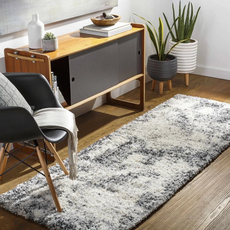 Hilotongan Plush Abstract Area Rug by Boutique Rugs