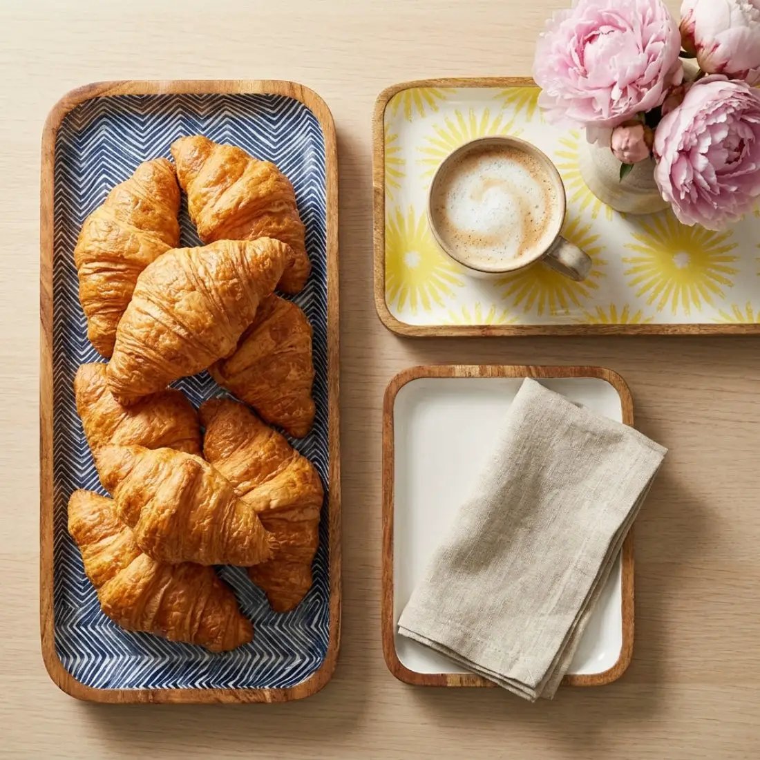 House of Avana Set of 3 Nesting Serving Trays Medium Mango Wood by House Of Avana
