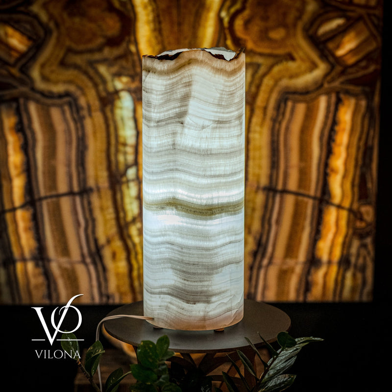 Ice Onyx Table Lamp (Live Edge #2), photo 3 of 5