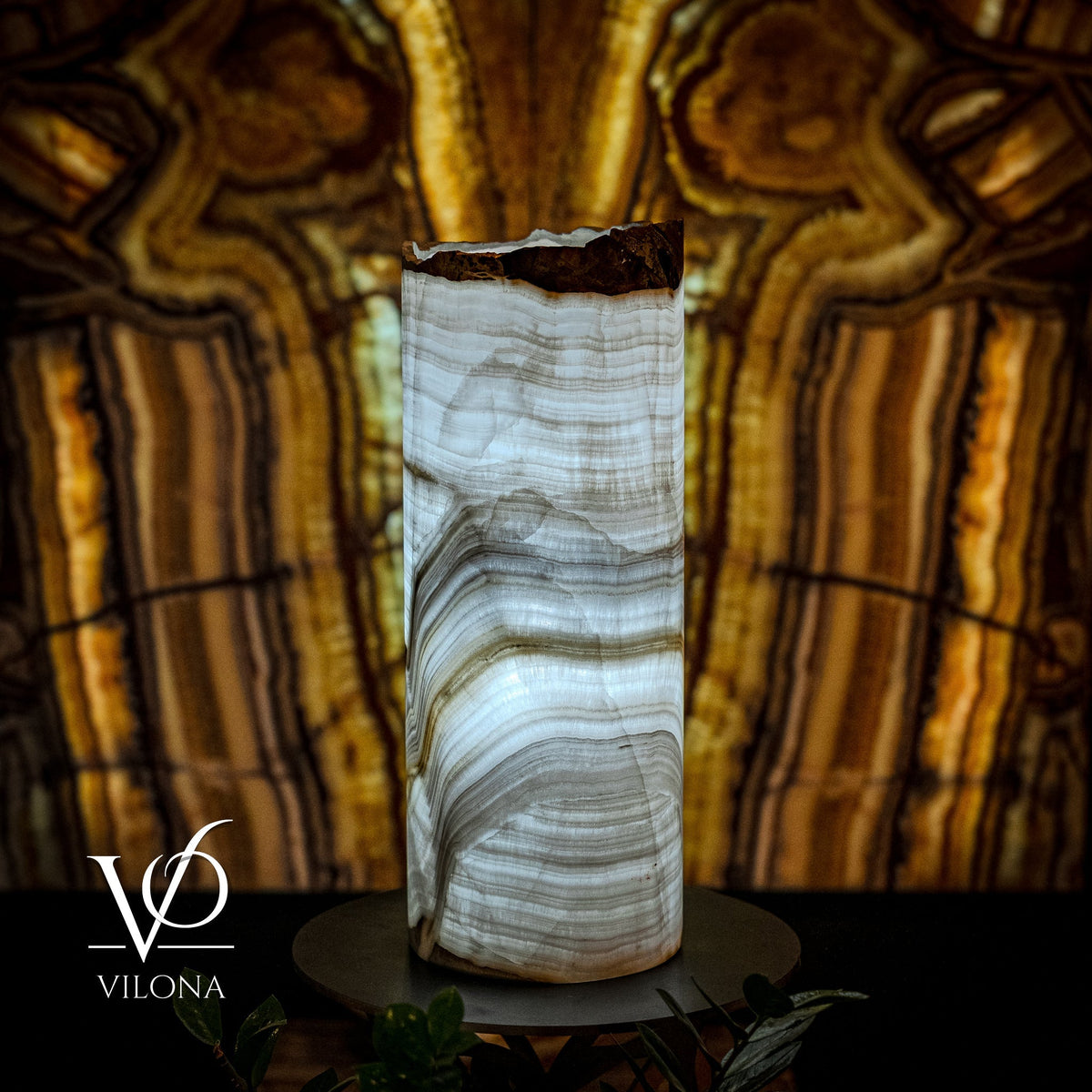 Ice Onyx Table Lamp (Live Edge #4), photo 5 of 5