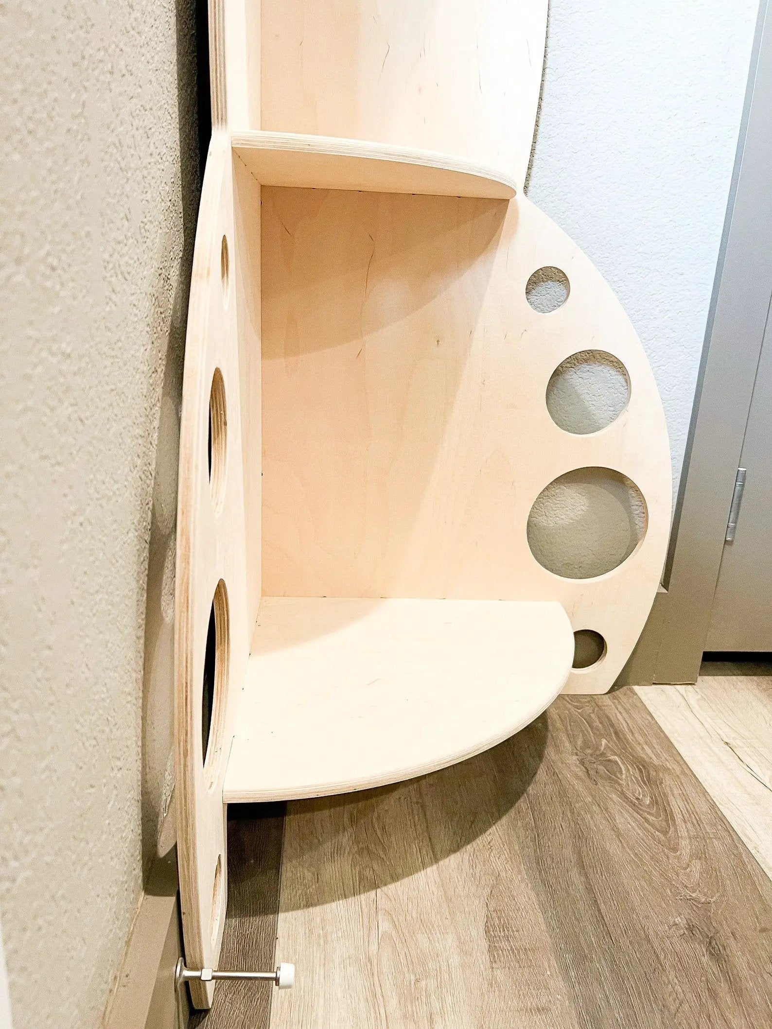 HOUSTON- Rocket Shelf by Bush Acres