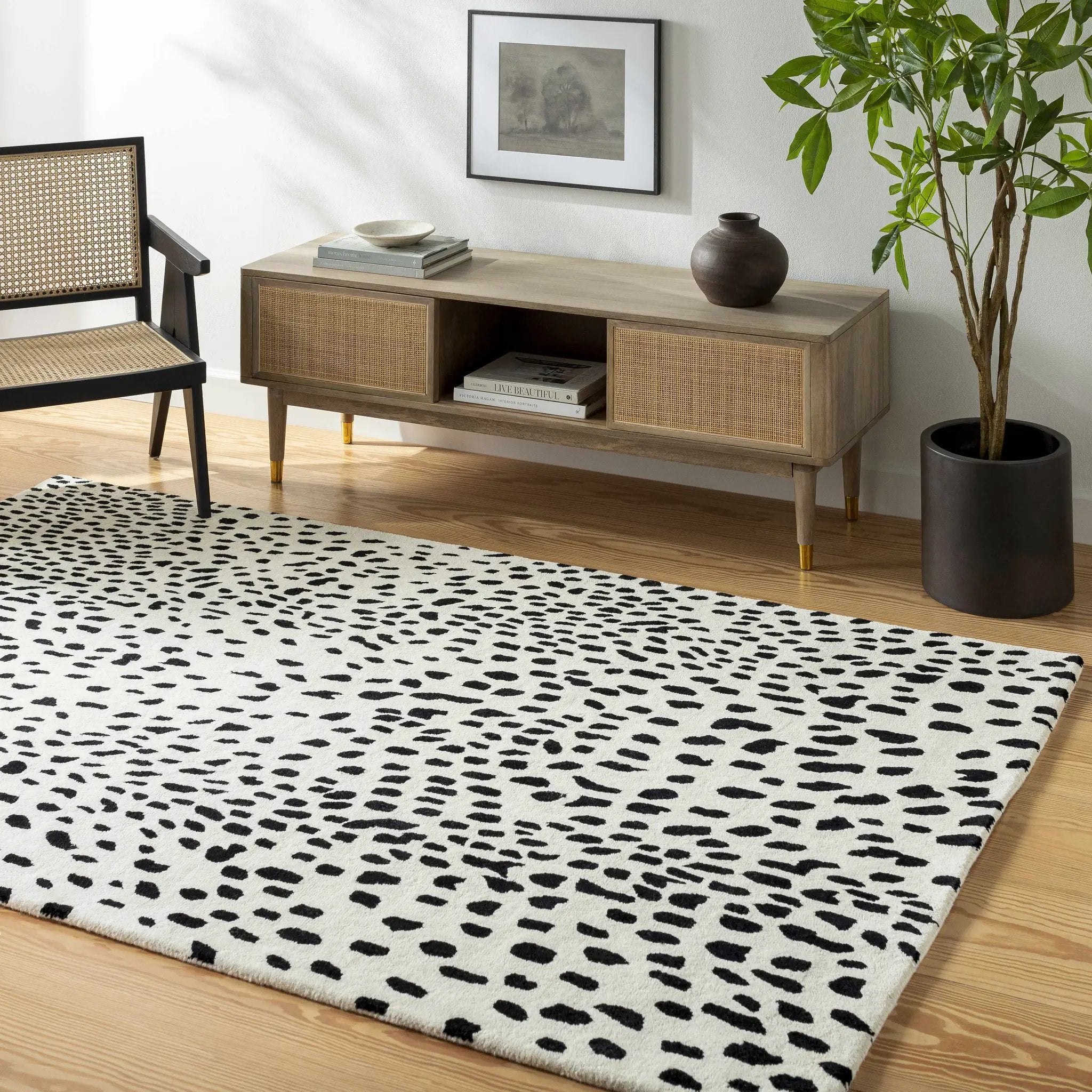 Athena White Giraffe Print Wool Rug by Boutique Rugs