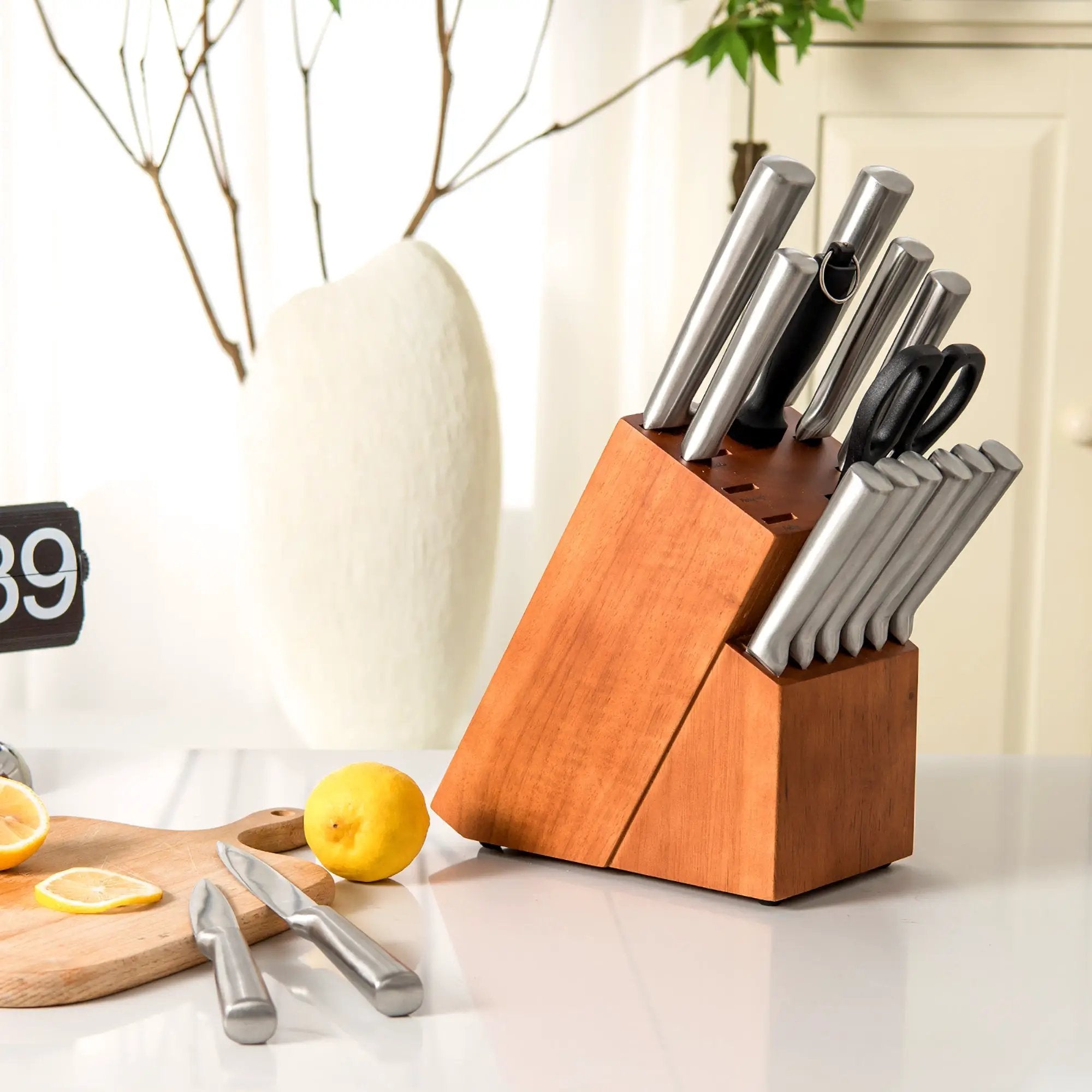 16-Piece Stainless Steel Kitchen Knife Set with Sharpener by DirectDeals