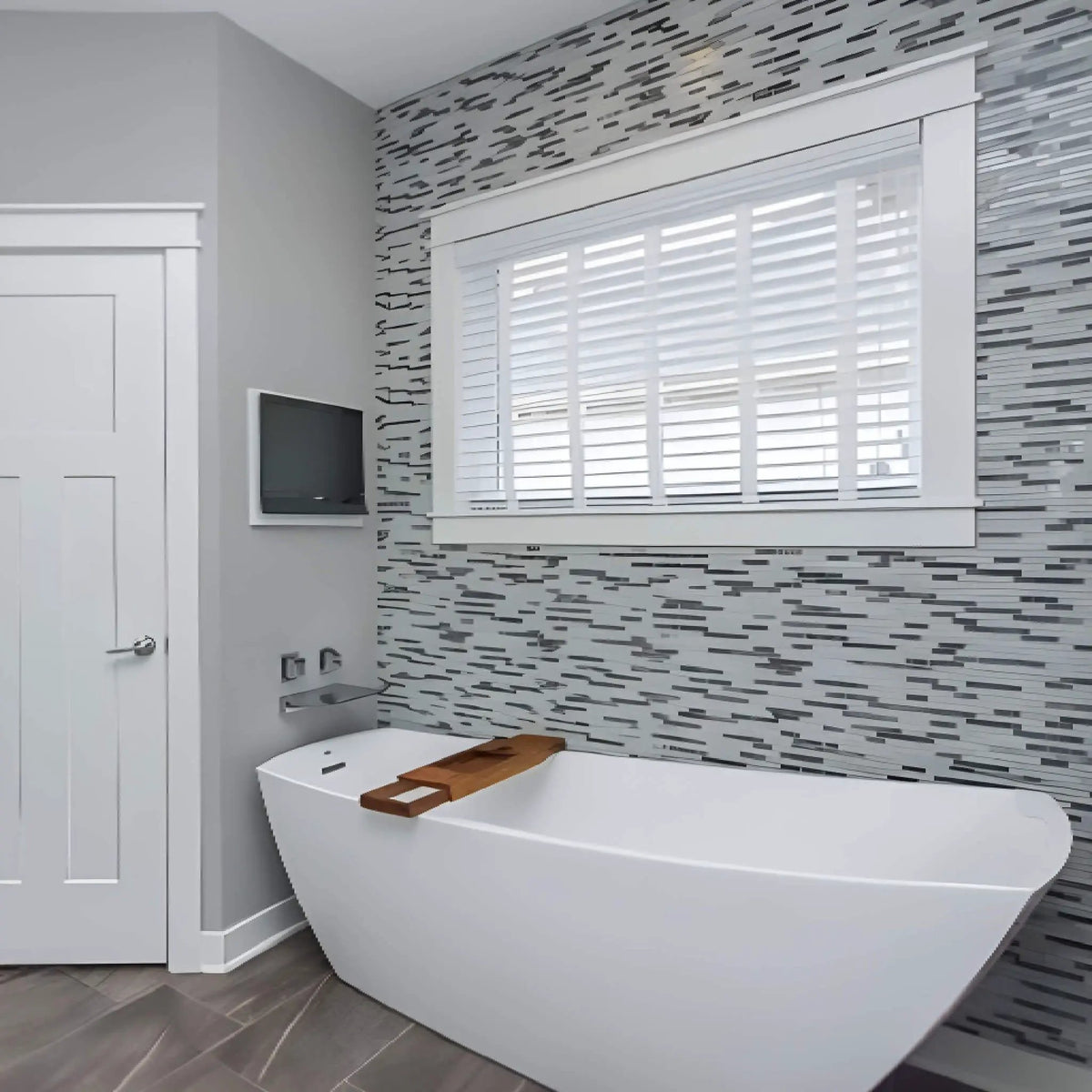 Jacuzzi Stella Unique Size Soaking Tub [JSTF6731BUXXXXW/G] (SAK70841) by SAKSBY WHOLESALE