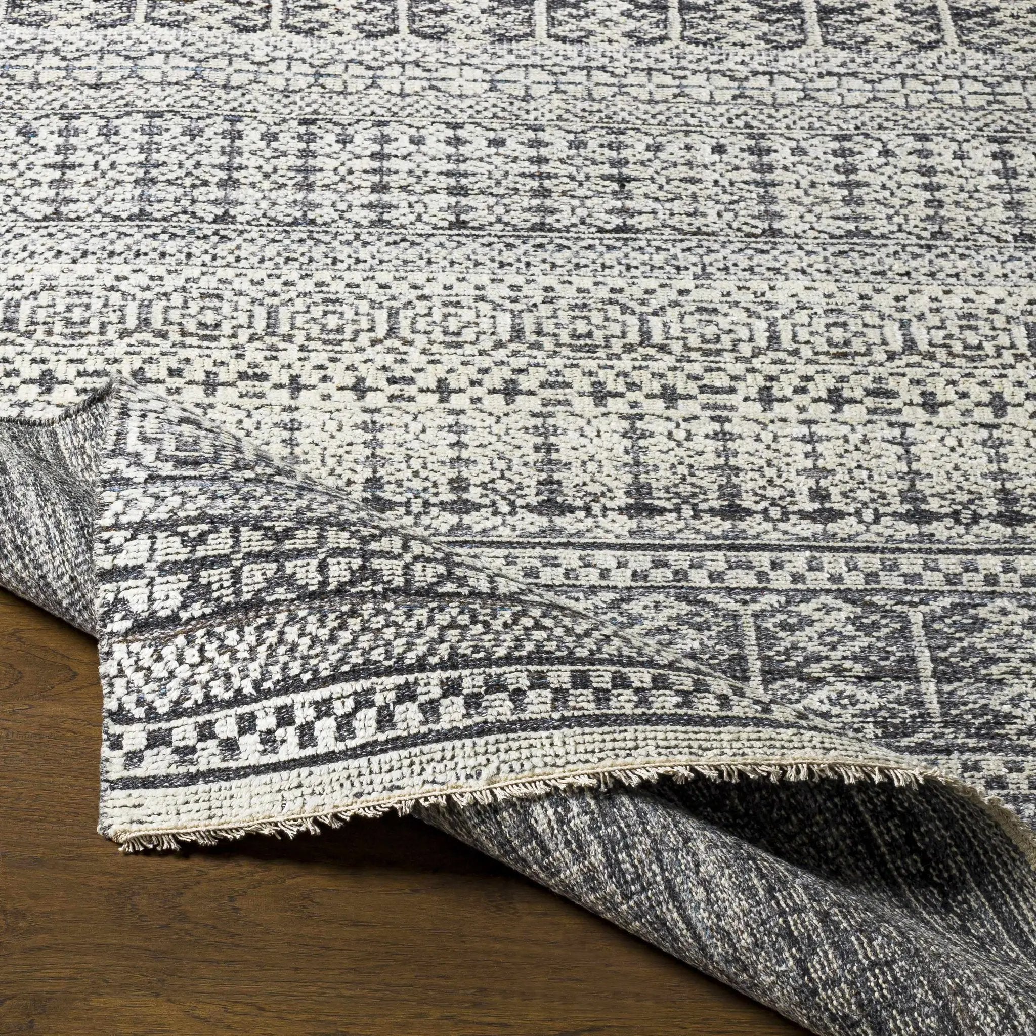 Kiara Area Rug - Clearance by Boutique Rugs