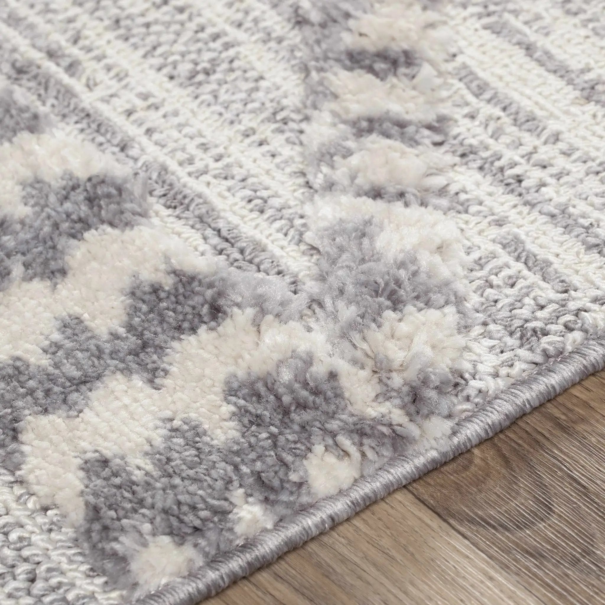 Kincheloe Textured 5x7 Carpet - Clearance by Boutique Rugs