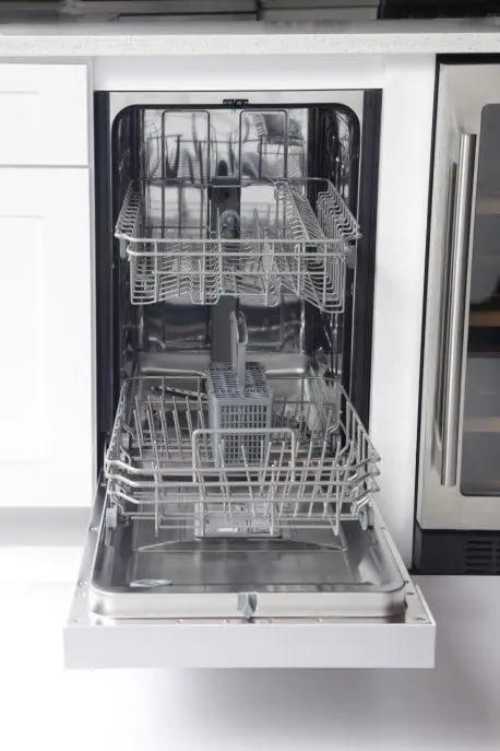 Kucht 18″ Dishwasher, Front Control, Stainless Steel Tub, K7740D by Farmhouse Kitchen and Bath