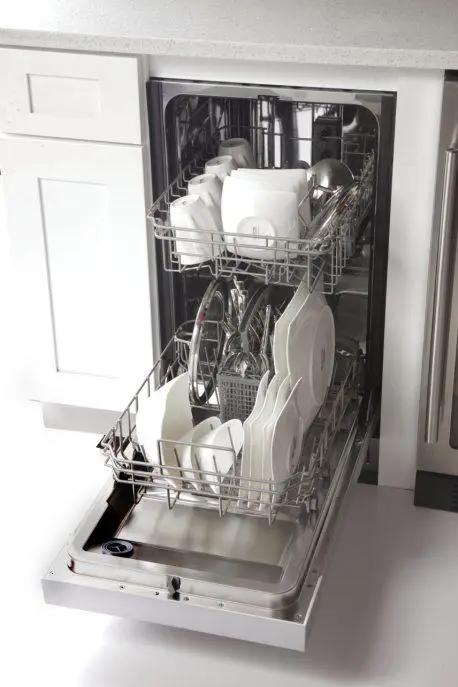 Kucht 18″ Dishwasher, Front Control, Stainless Steel Tub, K7740D by Farmhouse Kitchen and Bath