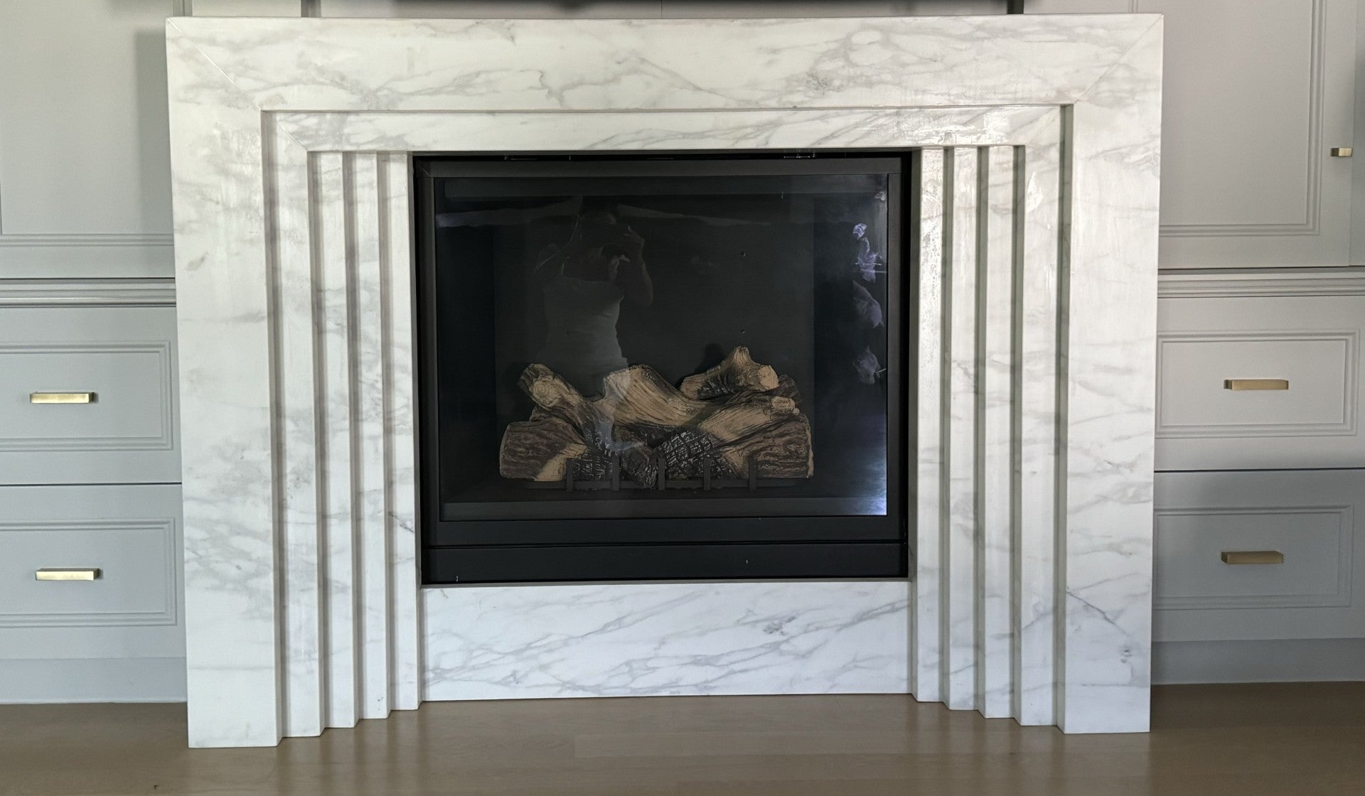 La Gabby 76 Fireplace by Zicana Boutique