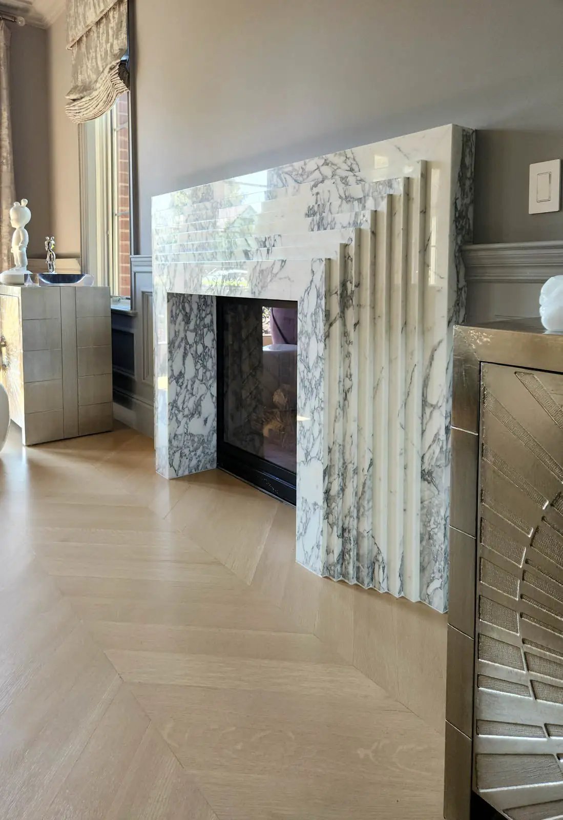 La Gigi 80 Fireplace by Zicana Boutique