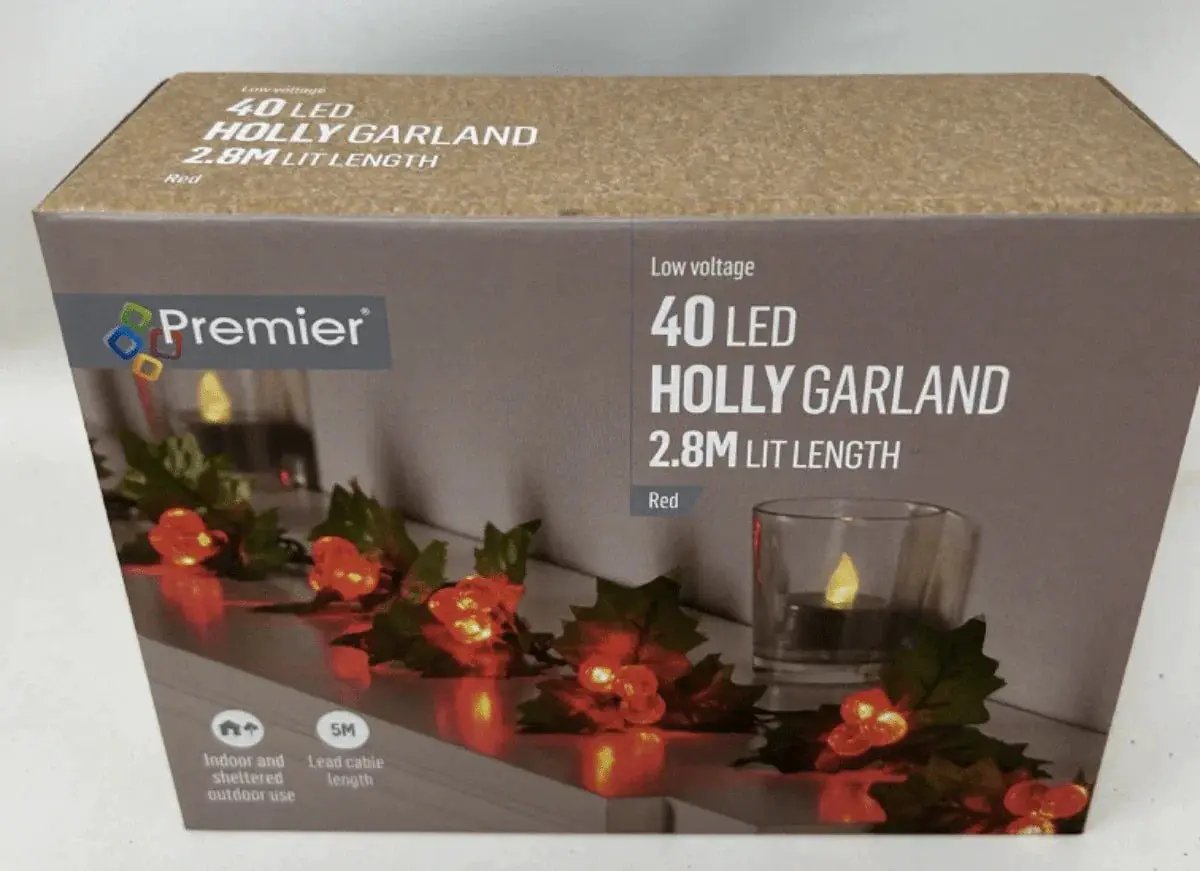 LED Holly Garland 2.8m Mains Powered Xmas Decoration Red Berries by House Of Avana