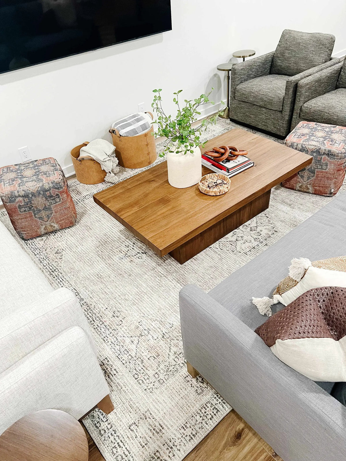 Lila Machine Woven Becki Owens x LIVABLISS BOLC-2301 Area Rug, photo 16 of 32